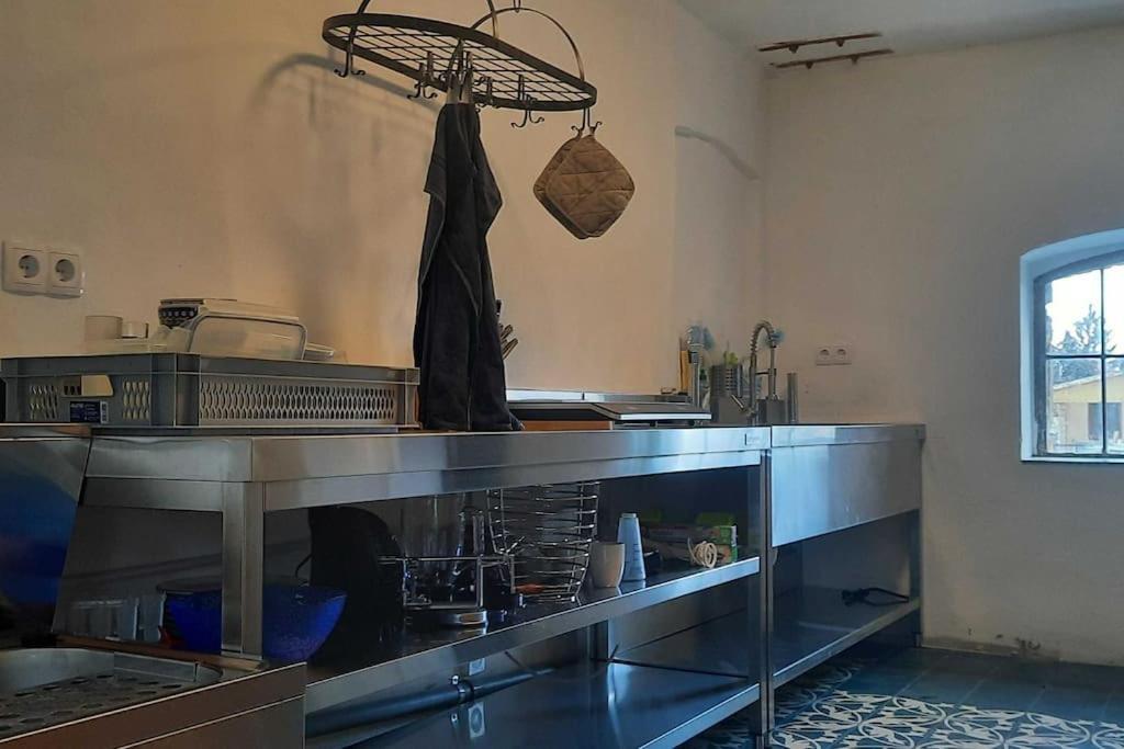 Steinhofel Zirkuswagen Glamping Fuer 2 Mit Veranda Kueche Netflix Parken Und Hofladen מראה חיצוני תמונה