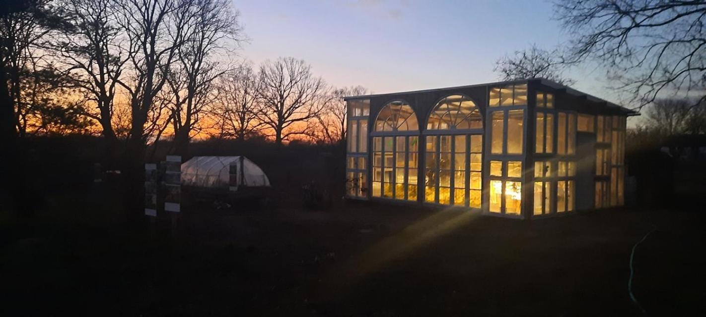 Steinhofel Zirkuswagen Glamping Fuer 2 Mit Veranda Kueche Netflix Parken Und Hofladen מראה חיצוני תמונה